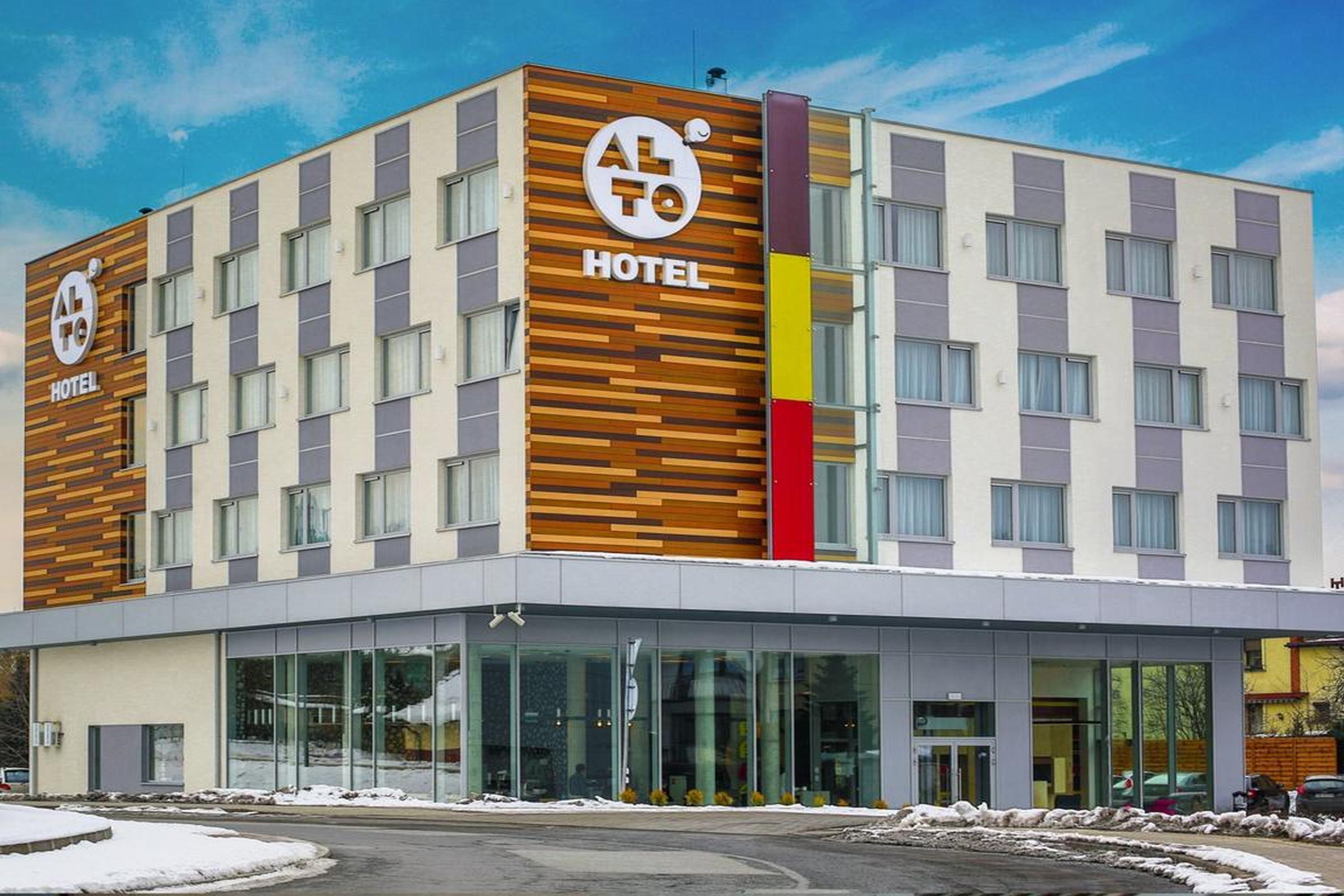 Qubus Hotel Żory Extérieur photo